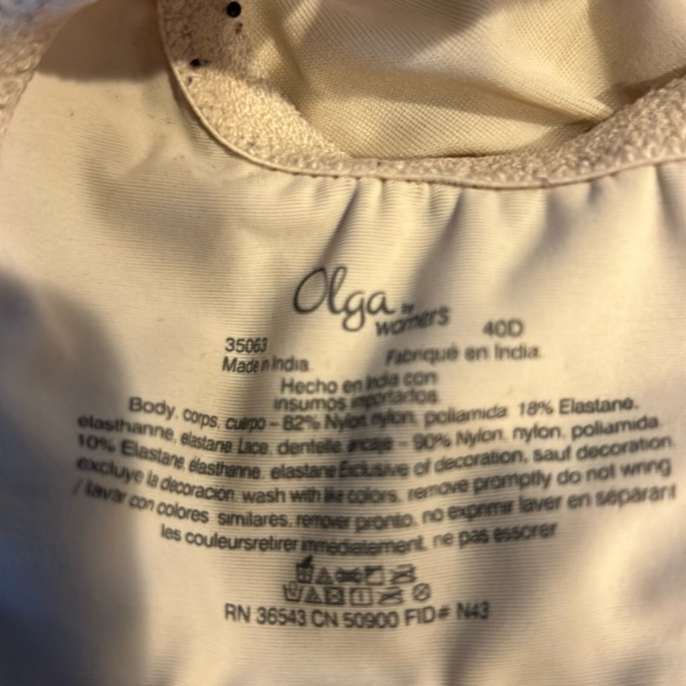 Bras - Picture 2 of 5